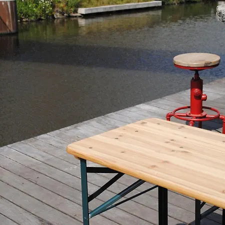 Botel Boat & Breakfast Bellevue Gand